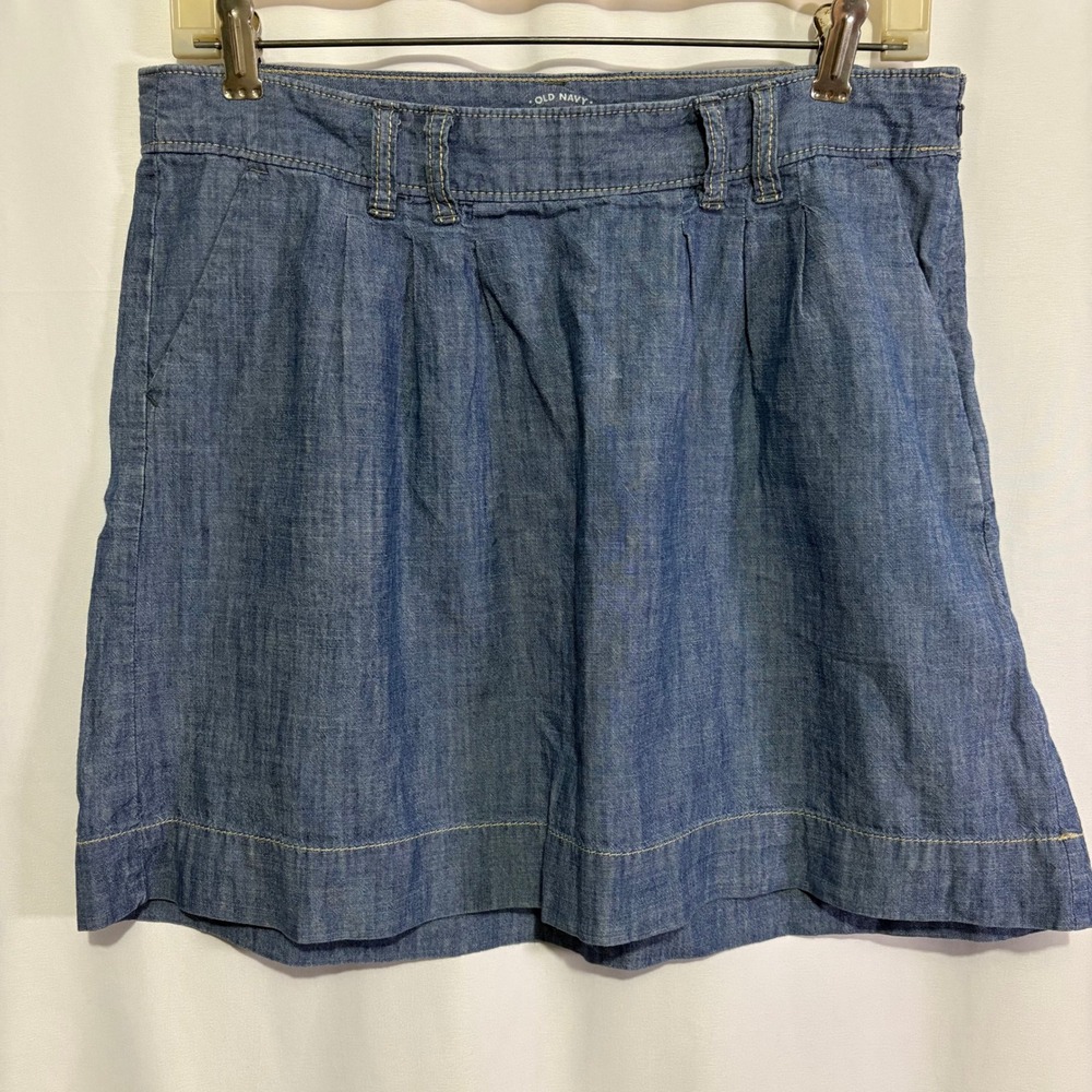 Old Navy Ultra Blue Denim Mini Skirt Pleated Chambray Blue Size 6 Y2K Preppy